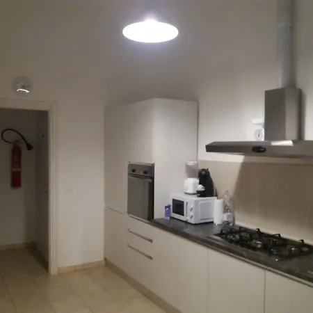 Raffaella 4* Livorno